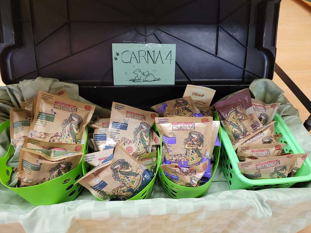 How to Safely Use Natural Pet Supplements at Home